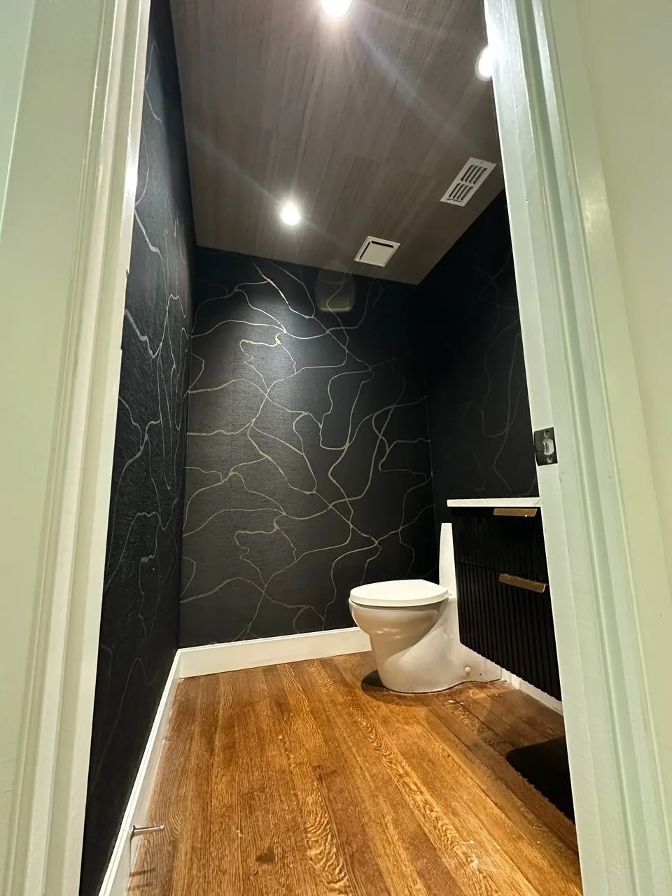 Wallpaper installation Allapattah Miami